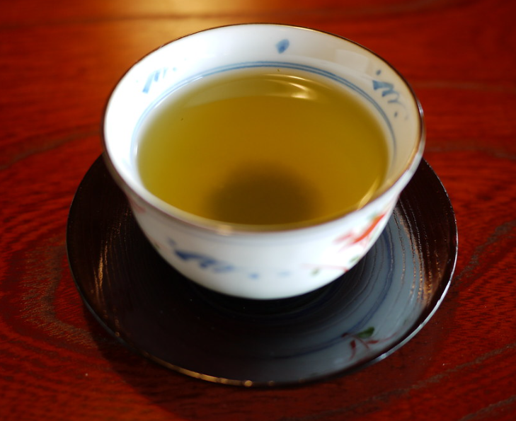Premium sencha green tea leaves from Japan Berlin